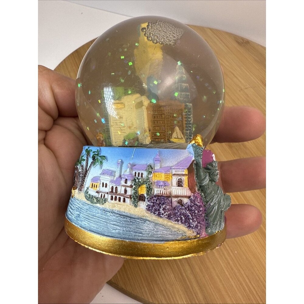 LAS VEGAS SNOW GLOBE ~ 3.25” ~ - Picture 9 of 12
